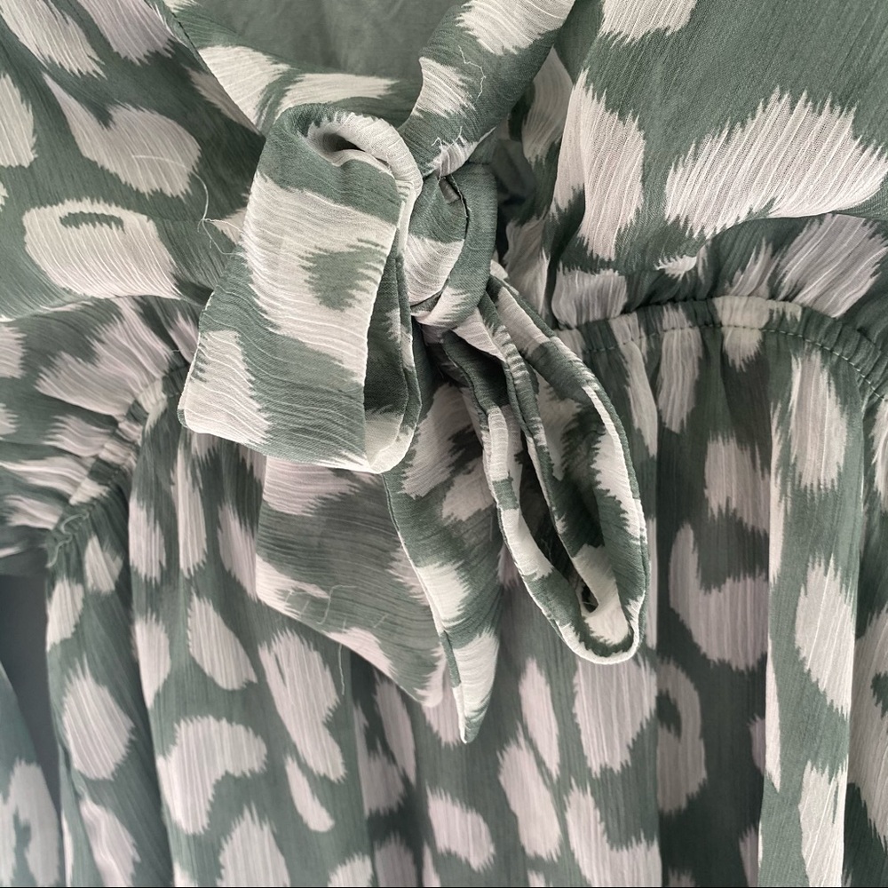 By Together Dress Leopard Ruffle Chic Sage Boho - Picture 4 of 7
